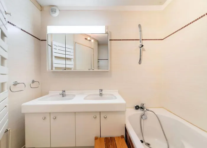 Appartement Le Ventoux - 3 Pieces 6/7 Pers. Plagne Centre - Le Ventoux - 203ve - Wifi, Pied Des Pistes Mae-9474 *